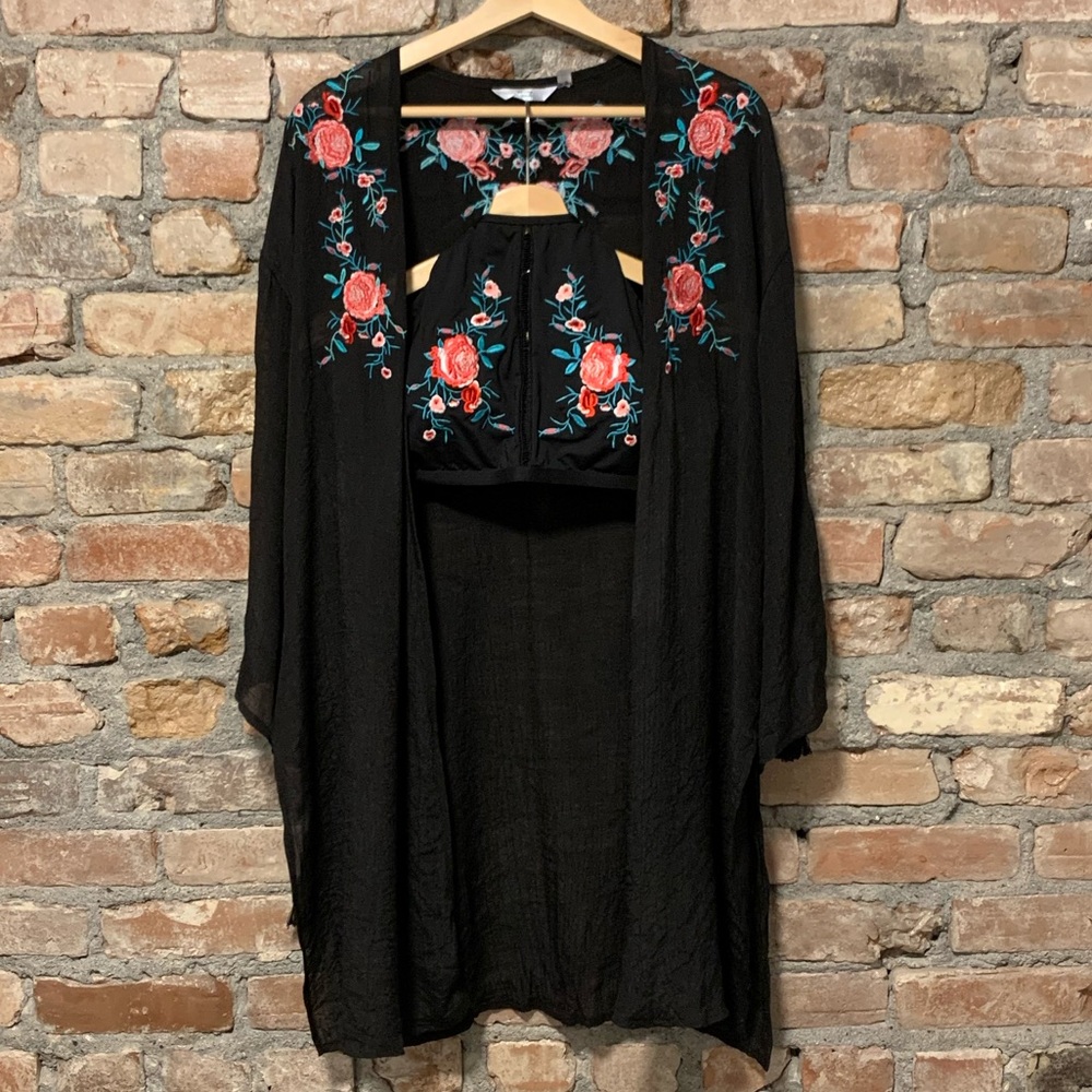 La Vie en Rose - Aqua bikini top and cover up